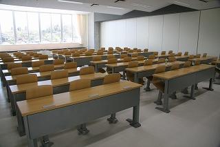 大講義室1