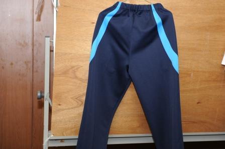 ジャージ下・後ろ