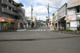 この道をまっすぐ